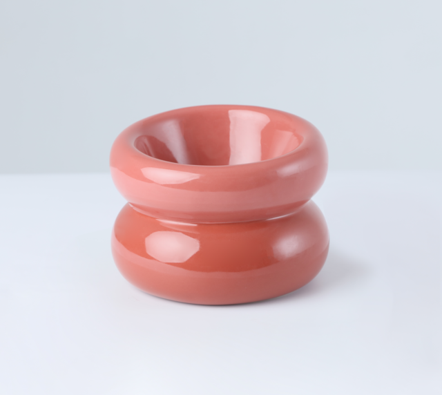 Side profile of 13cm elevated pink ceramic pet bowl designed to reduce neck strain